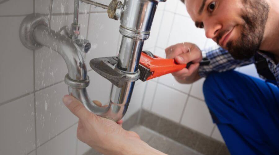Local water heater installation in Redfield, KS